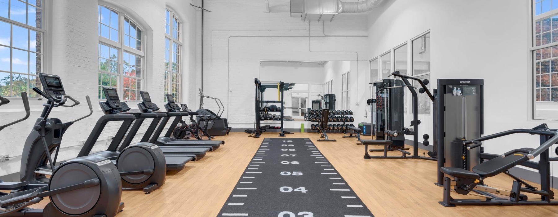 Open and well-lit fitness center